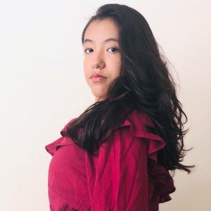 Meet your Posher, Eva